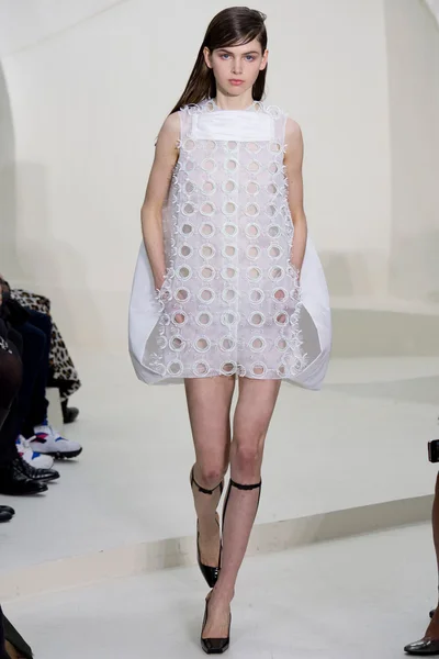 Look 4